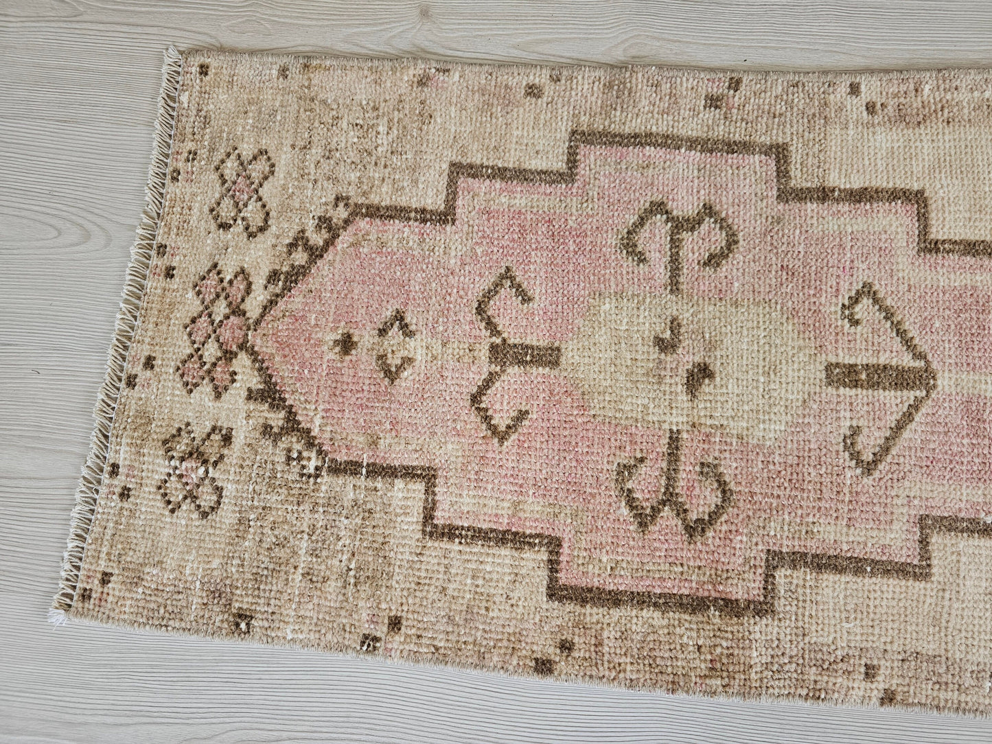 1.5x3 Vintage Turkish Yastik - Hand Knotted Wool Small Oushak Rug - Rustic Decor Bath Mat - Doormat for front of Door